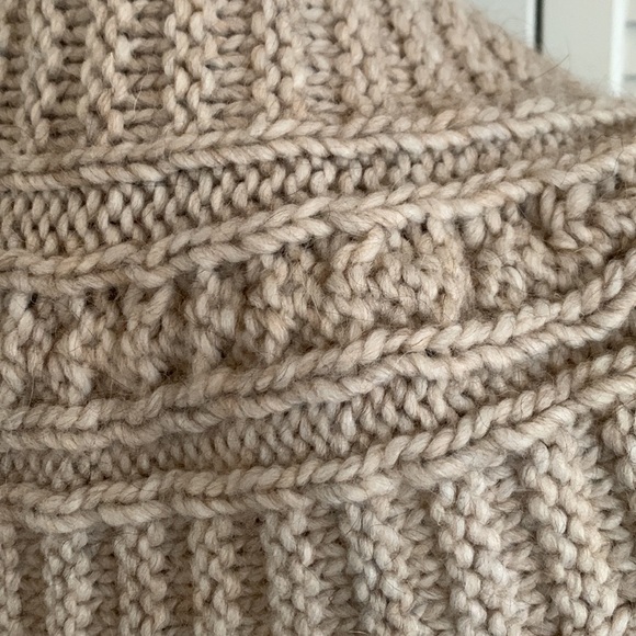 Anthropologie Elsamanda Chunky Soft Oatmeal Made in Italy Knit Sweater Size S - Picture 6 of 11